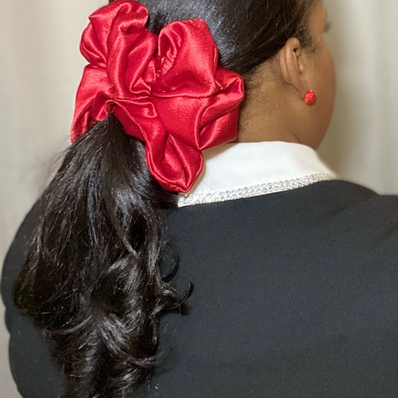 Jumbo Ebony Satin Scrunchies Handcrafted - Picture 5 of 6
